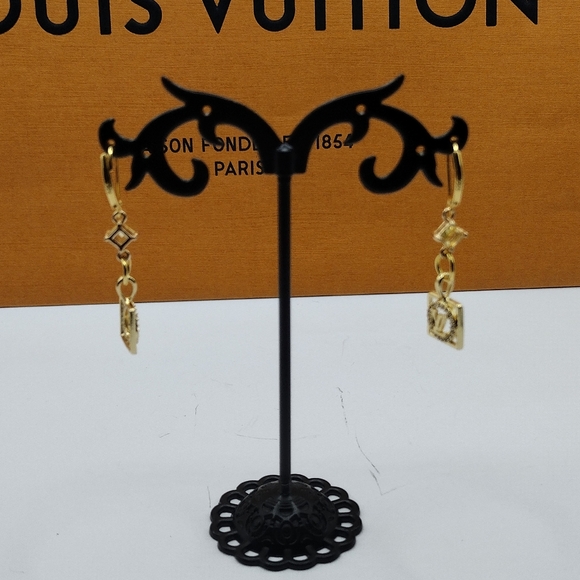 2 Louis Vuitton Zipper Pulls w/ .925 Leverbacks - Picture 9 of 10